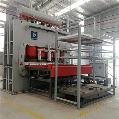 Horký lis na lamináty