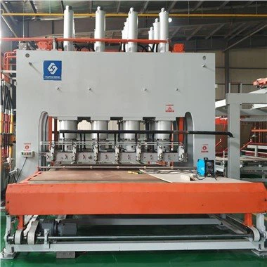 Průmyslový krátký cyklus horkého lisu